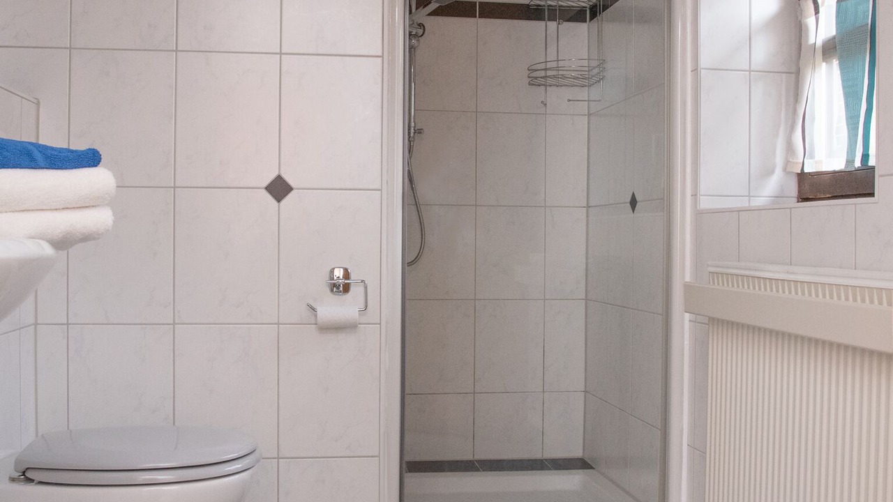 Photo of Bathroom in Renholding