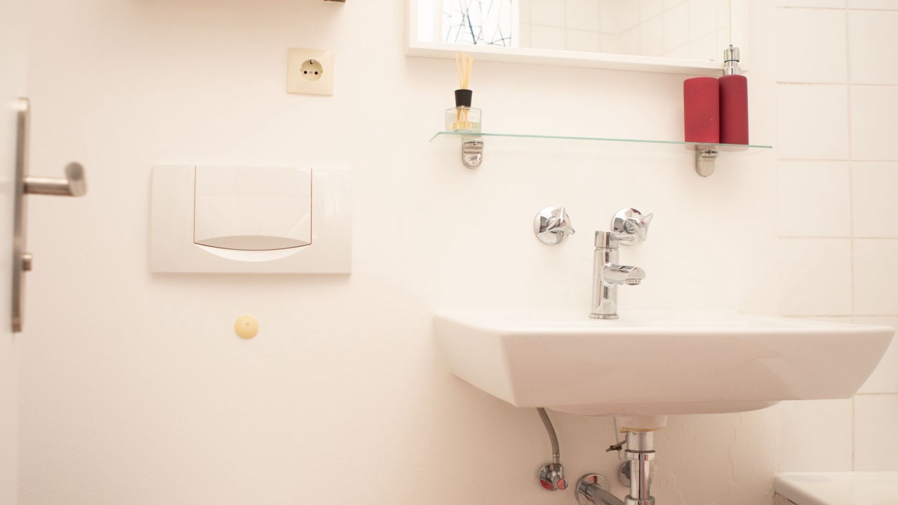 Photo of Bathroom in Rosenau- und Thelottviertel