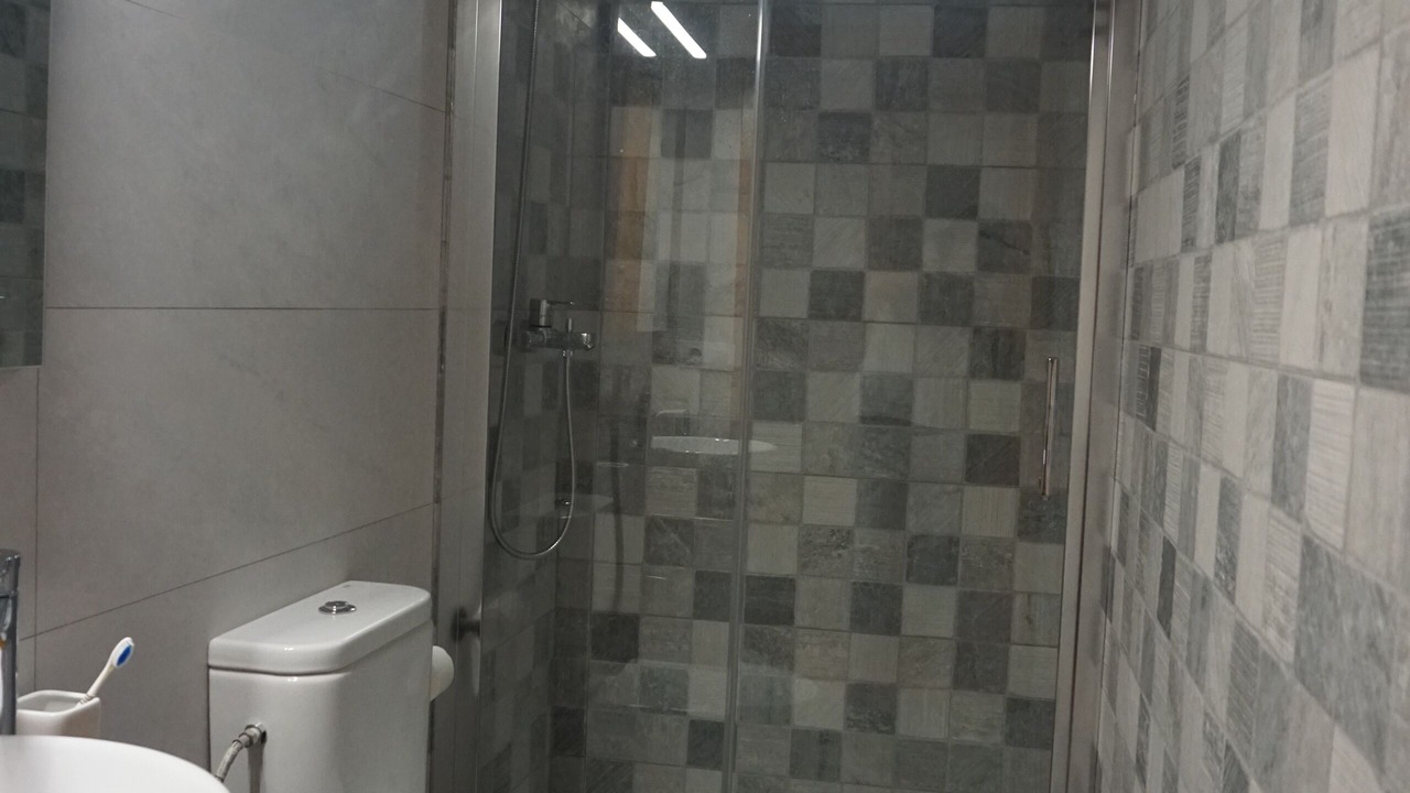 Photo of Bathroom in Calig
