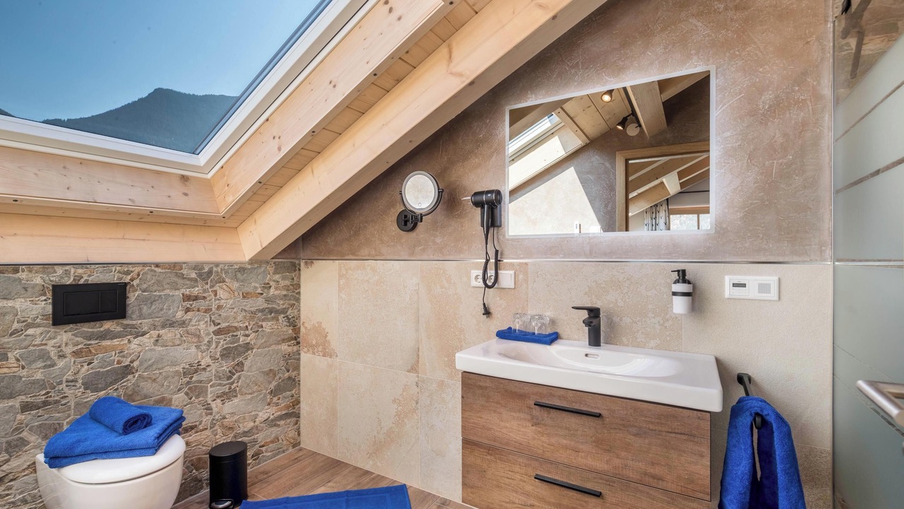 Photo of Bathroom in Farchant