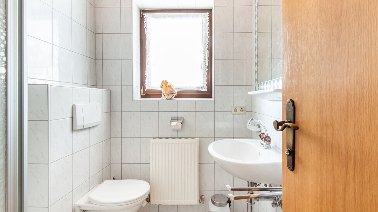 Photo of Bathroom in Huben