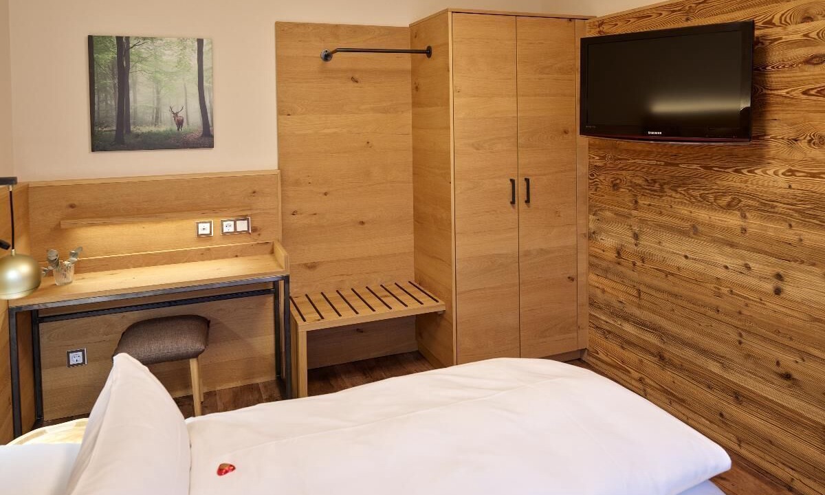 Photo of Bedroom in Bad Fuessing