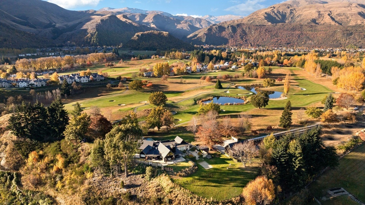 Photo of Others in Arrowtown