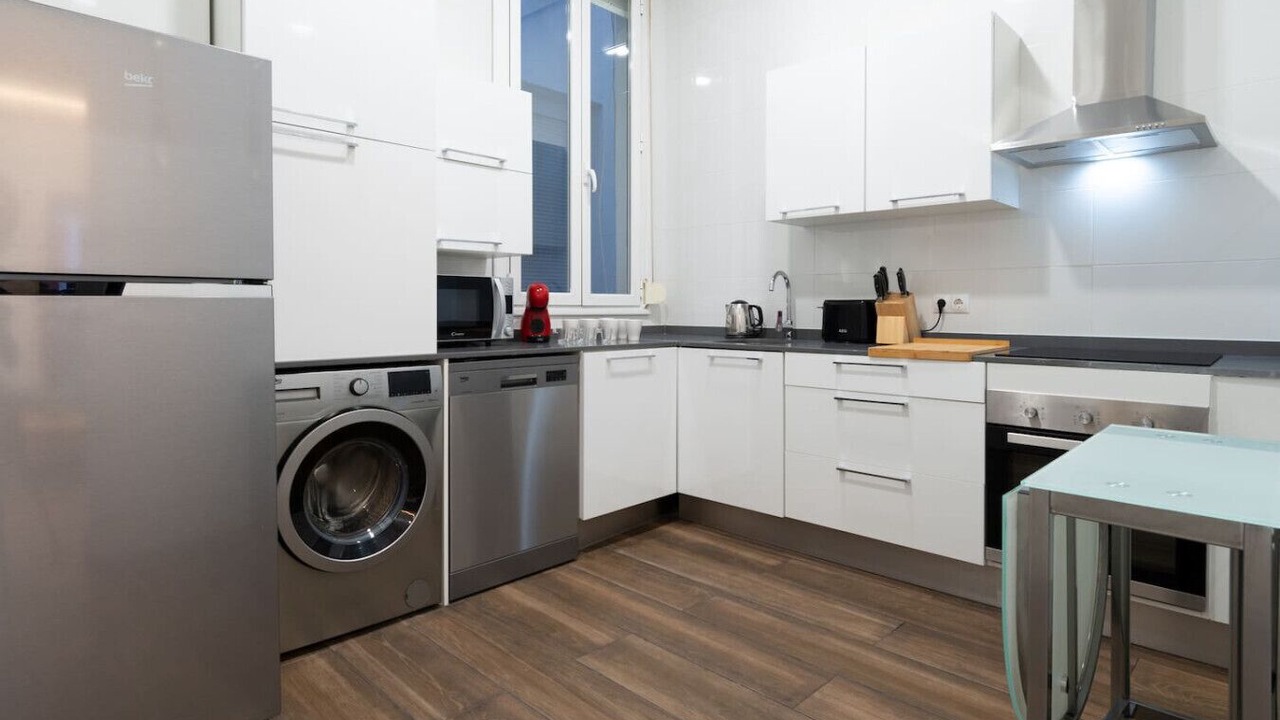 Photo of Kitchen in Golden Triangle of Art