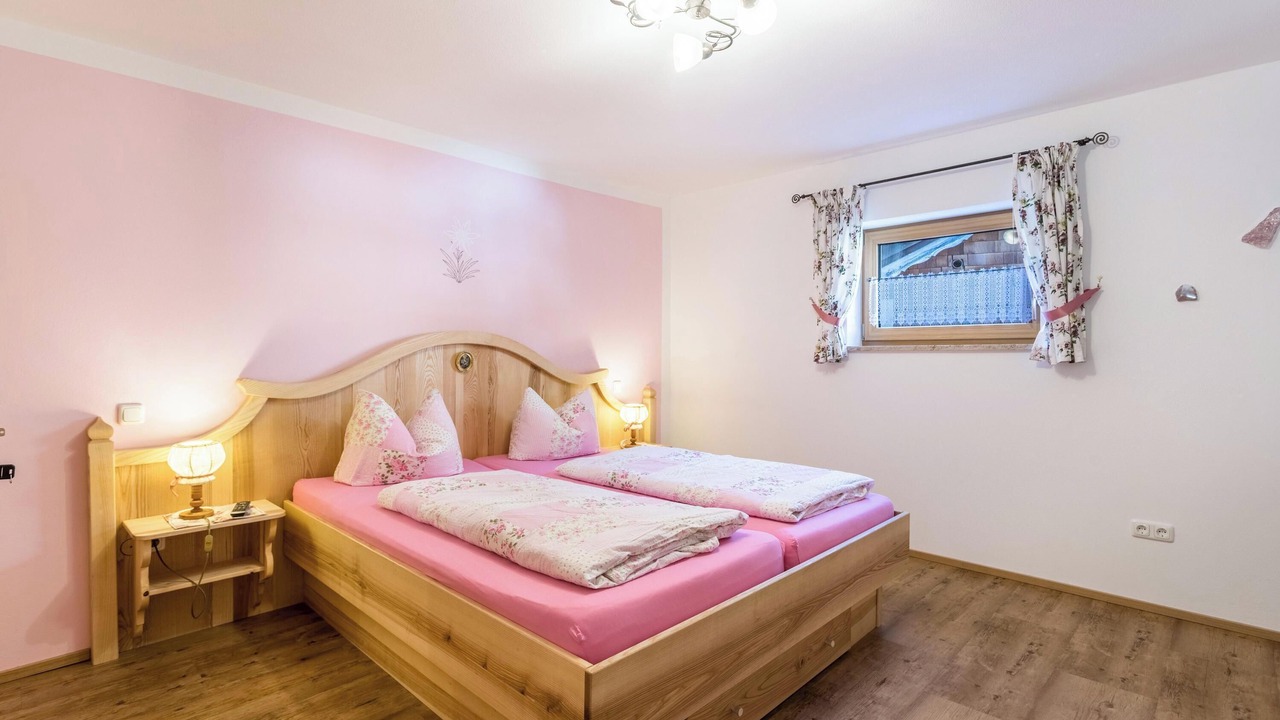 Photo of Bedroom in Mittenwald
