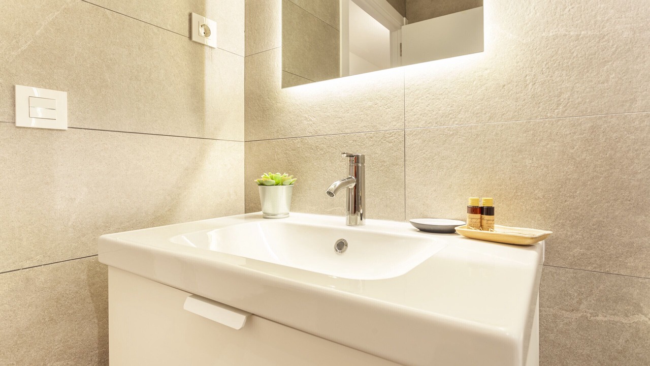 Photo of Bathroom in Atocha