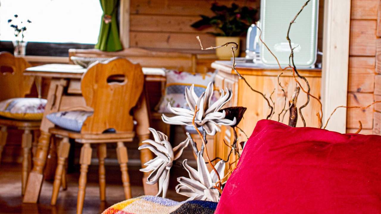 Photo of Others in Haus im Wald