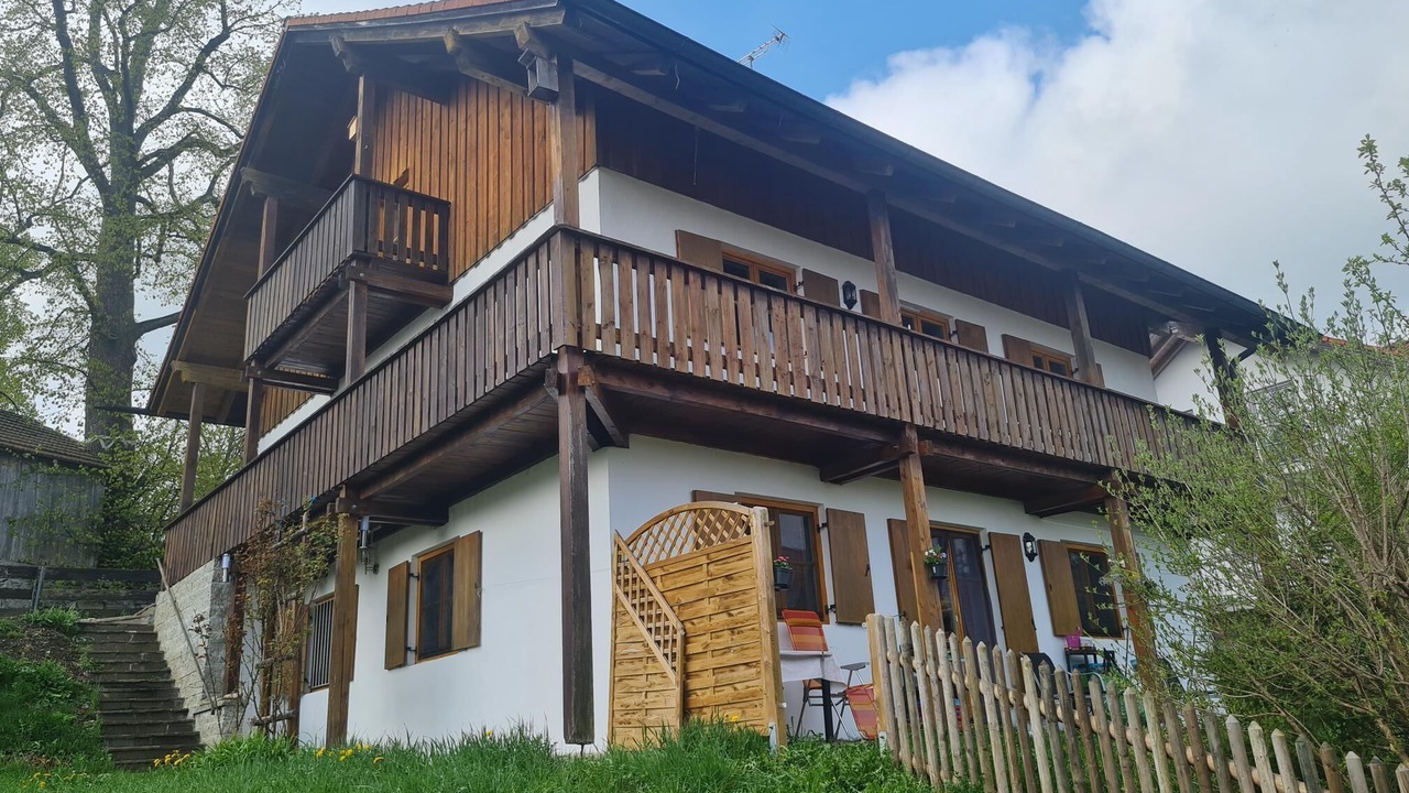 Photo of Outdoor in Leeder