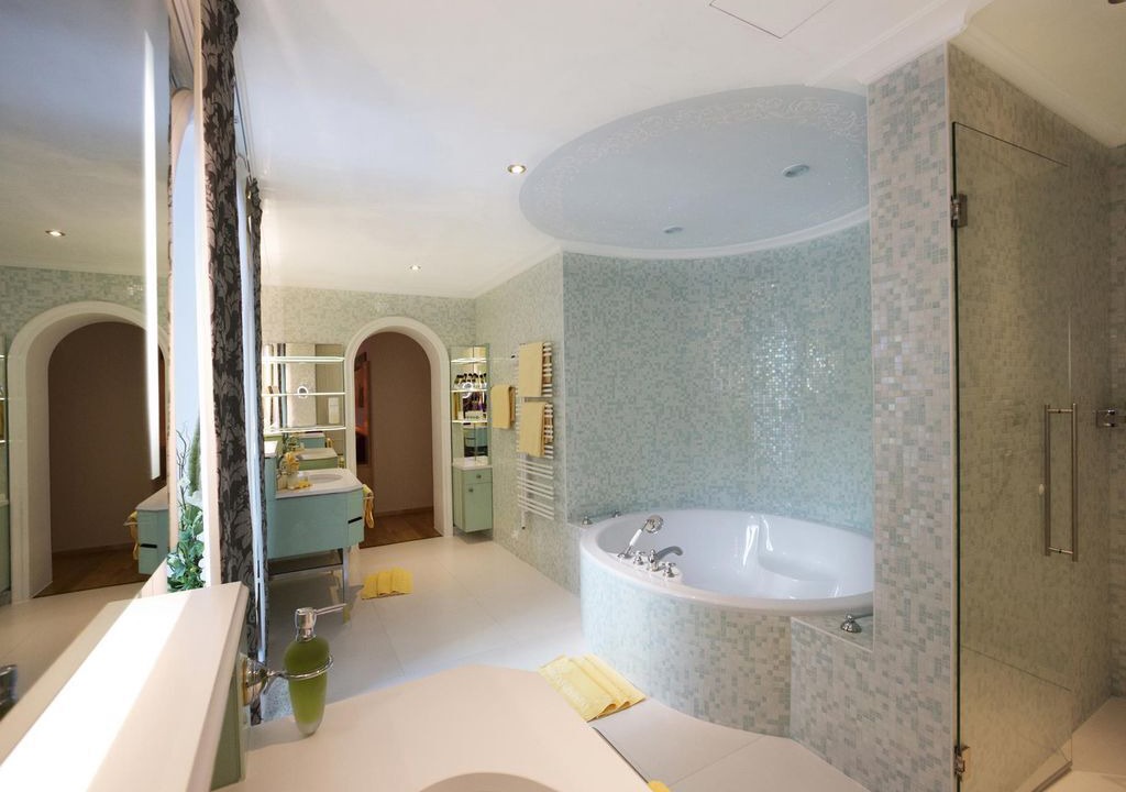 Photo of Bathroom in Maurach