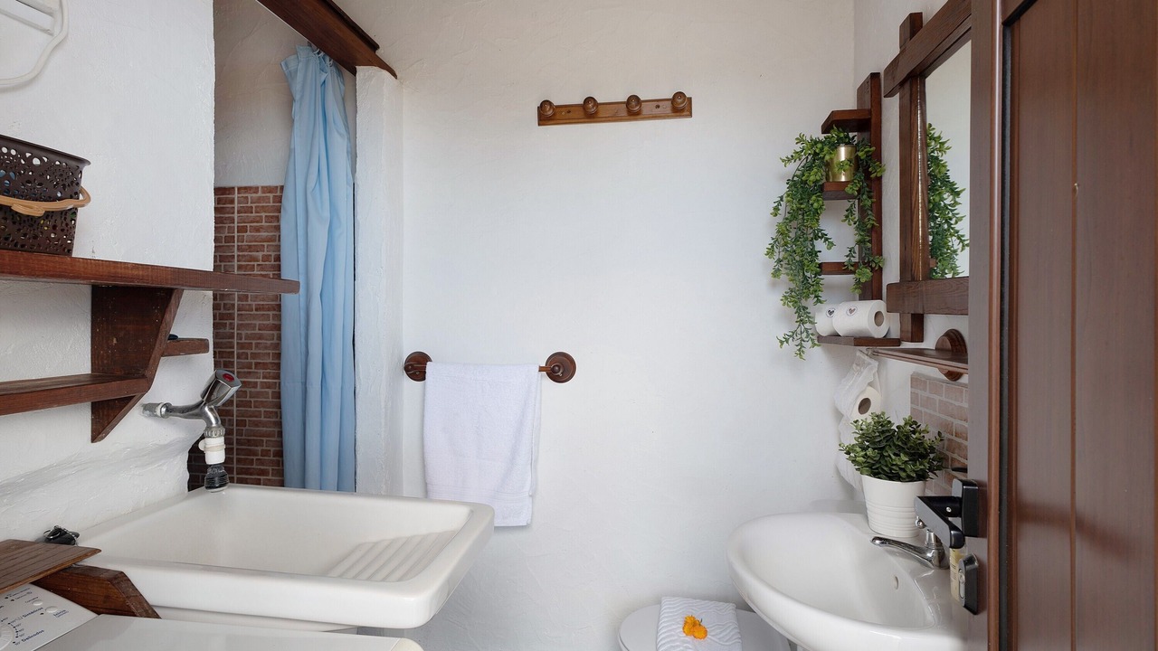 Photo of Bathroom in Cueva del Viento