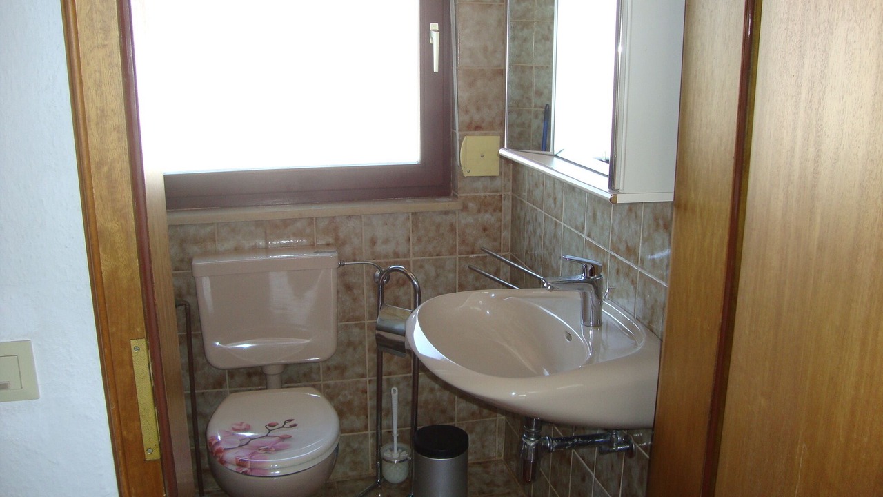 Photo of Bathroom in Dombuehl