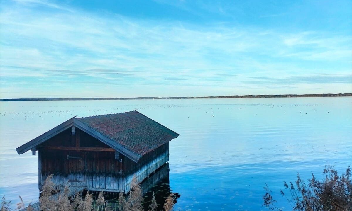 Photo of Others in Uebersee