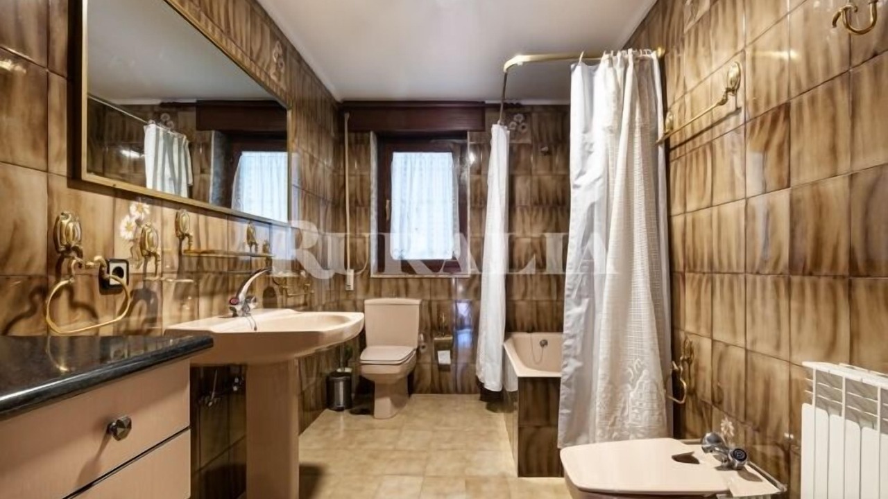 Photo of Bathroom in Caranceja