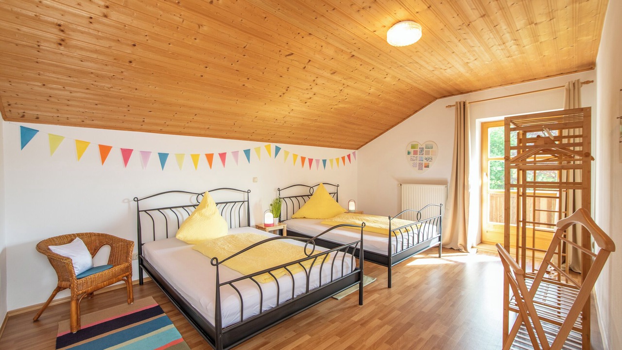 Photo of Bedroom in Lam