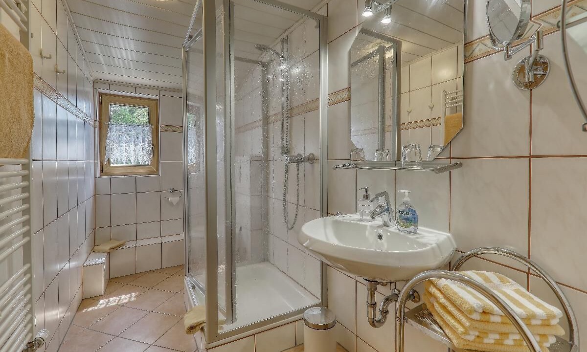 Photo of Bathroom in Eschlkam