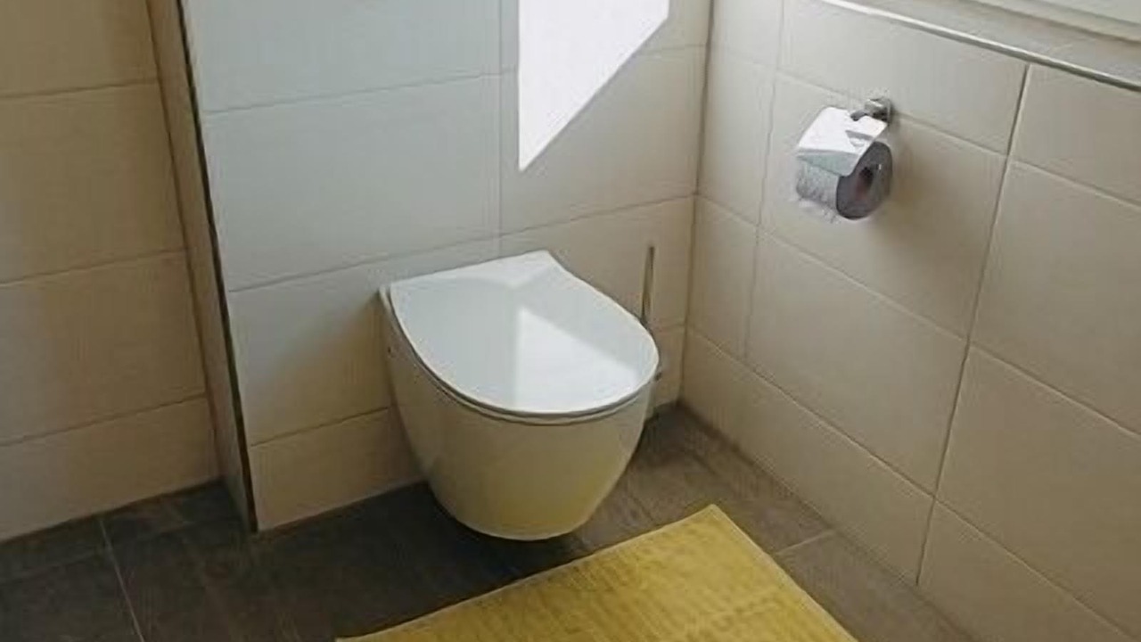 Photo of Bathroom in Kapfing