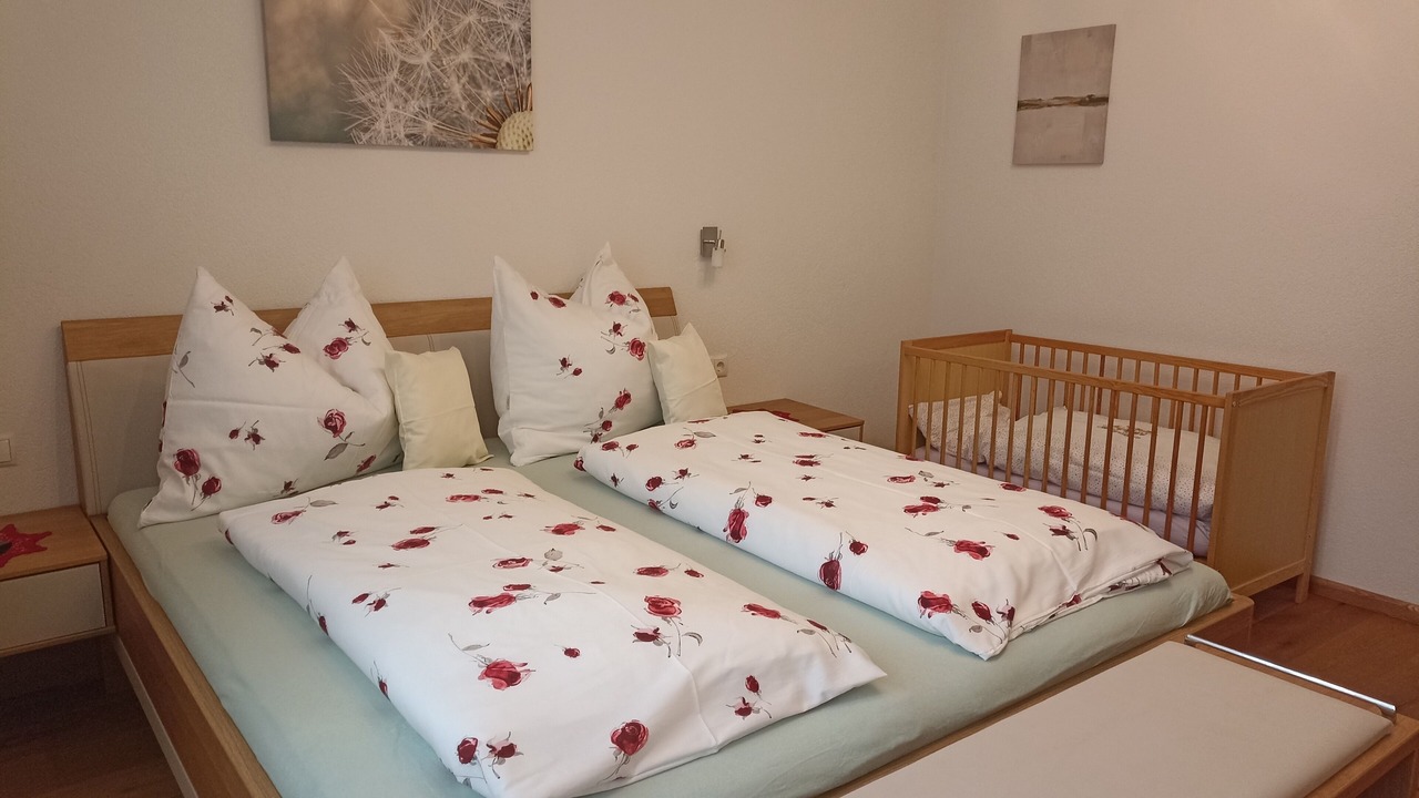 Photo of Bedroom in Kapfing