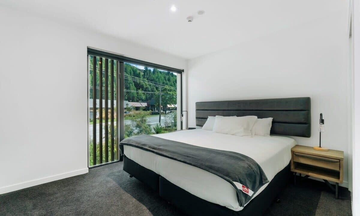 Photo of Bedroom in Arthur's Point