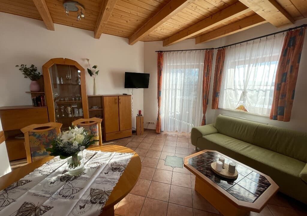 Photo of Livingroom in Neualbenreuth