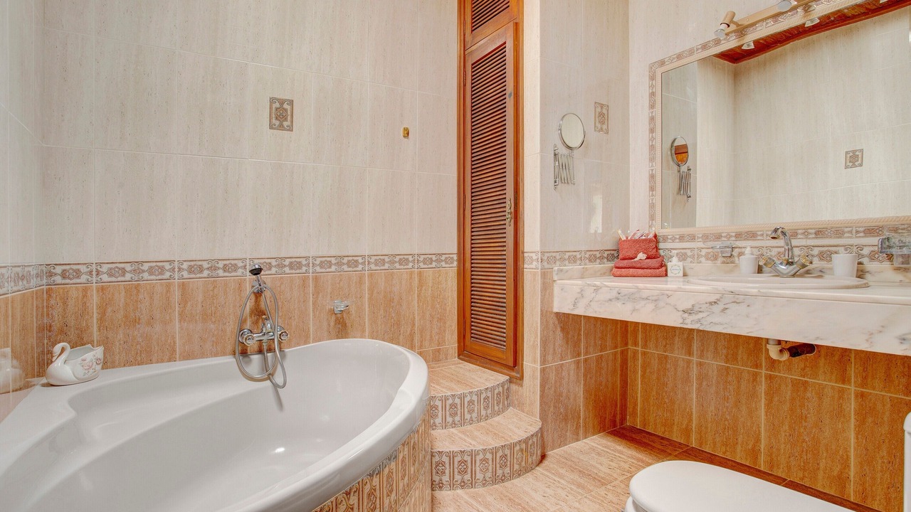Photo of Bathroom in Tahiche