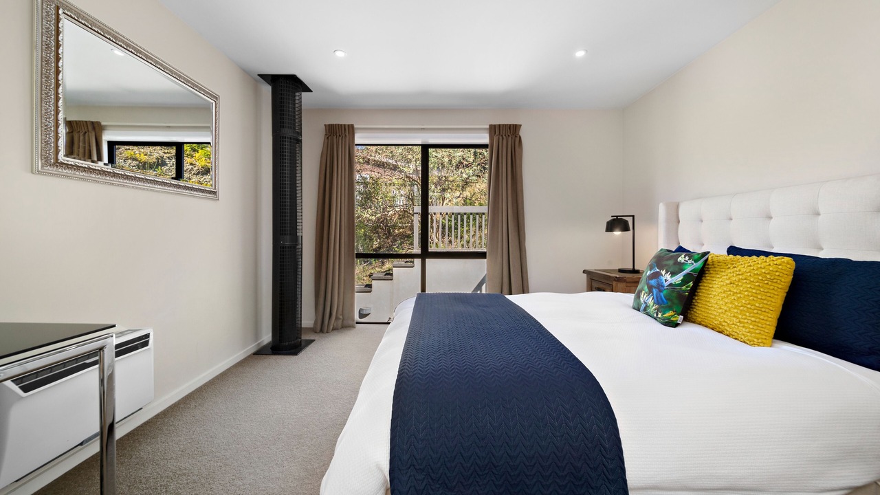 Photo of Bedroom in Queenstown