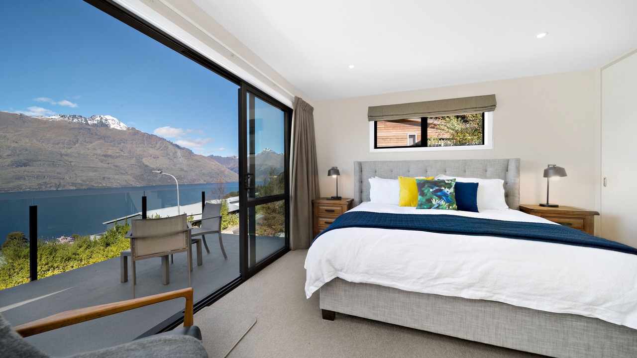 Photo of Bedroom in Queenstown