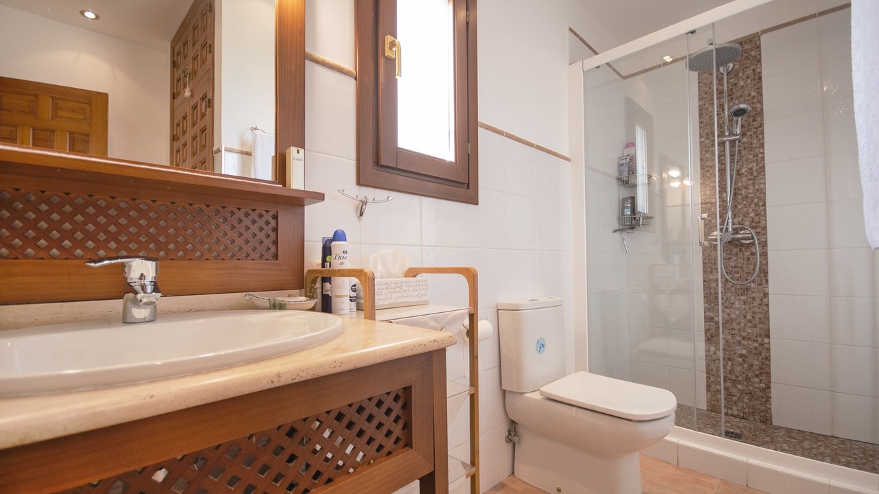 Photo of Bathroom in Empedrola