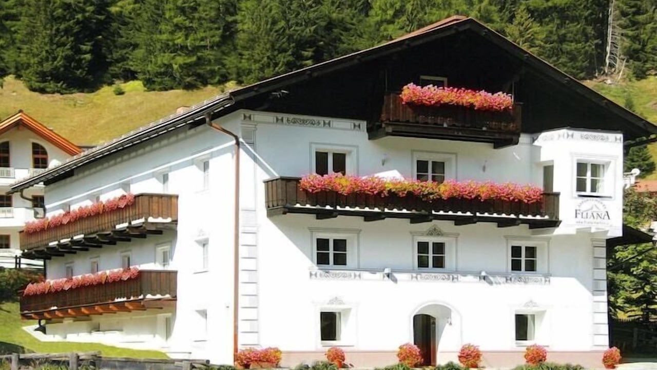 Photo of Outdoor in Mathon