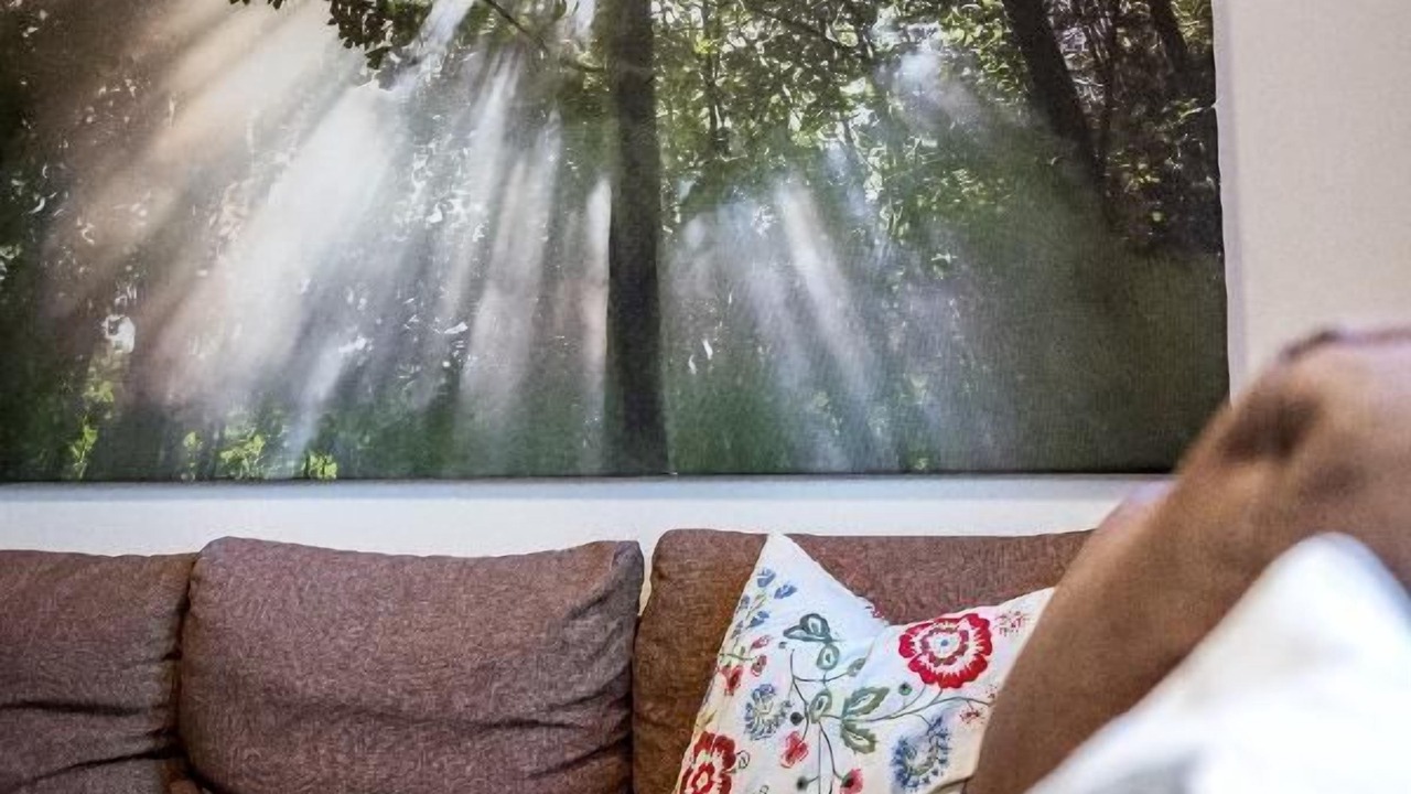 Photo of Others in Haus im Wald