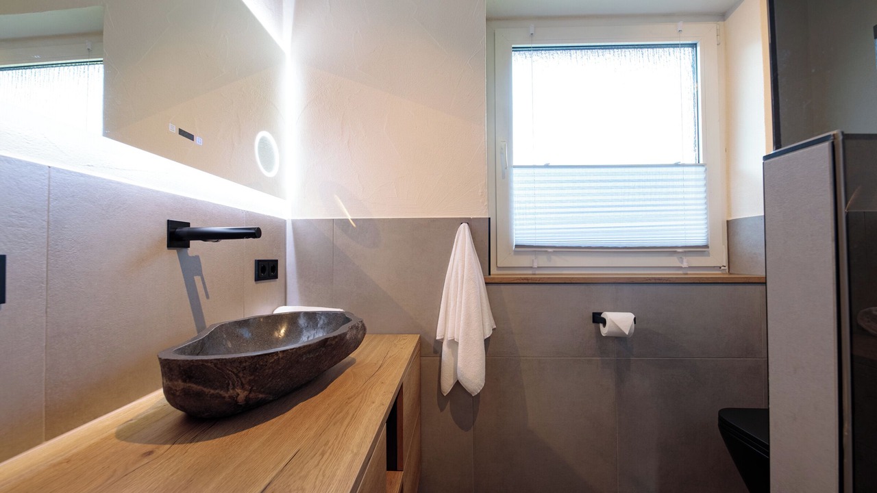 Photo of Bathroom in Farchant