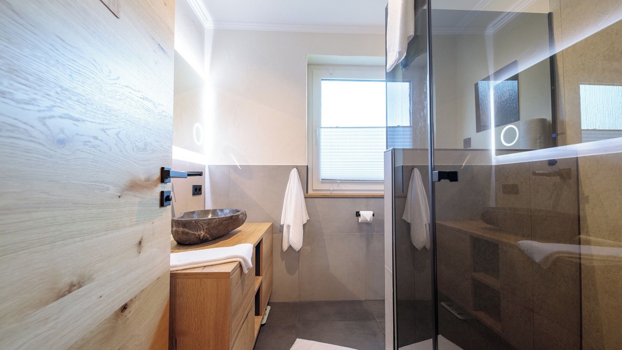 Photo of Bathroom in Farchant
