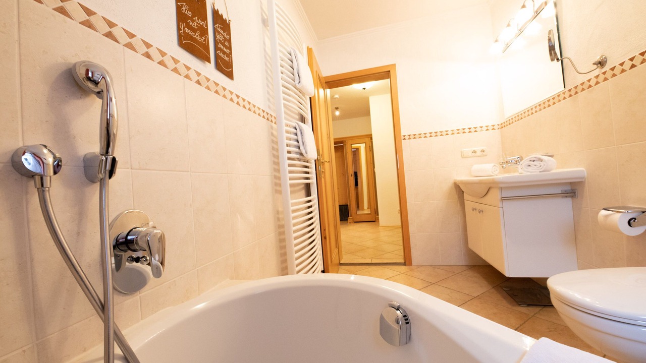 Photo of Bathroom in Untergrainau