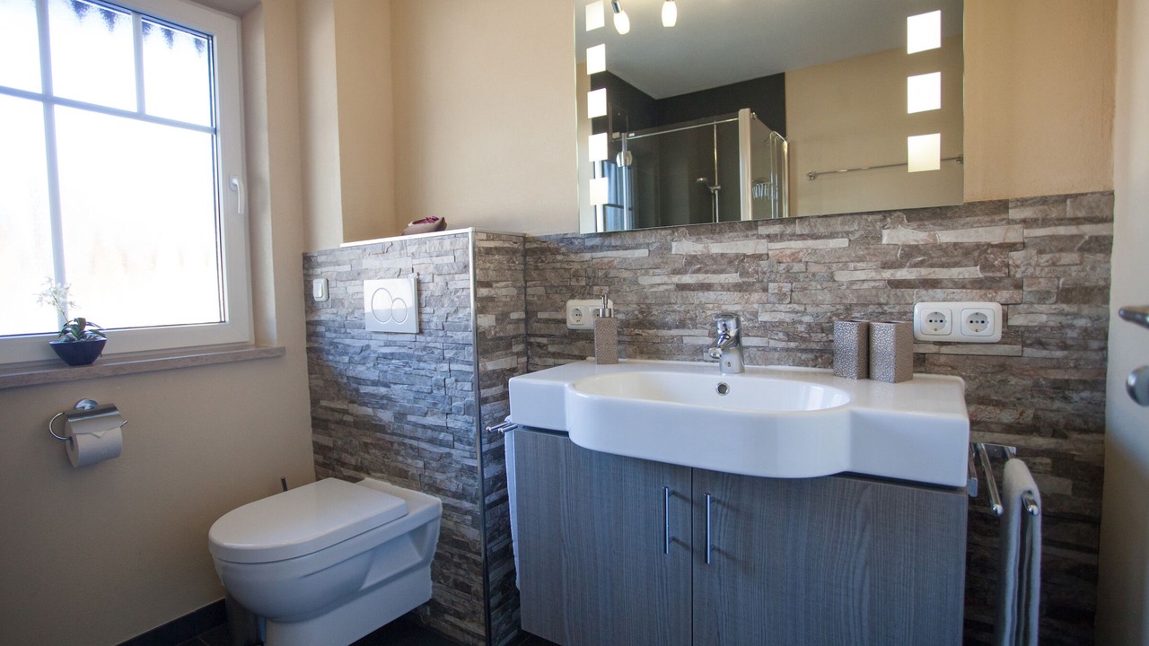 Photo of Bathroom in Farchant