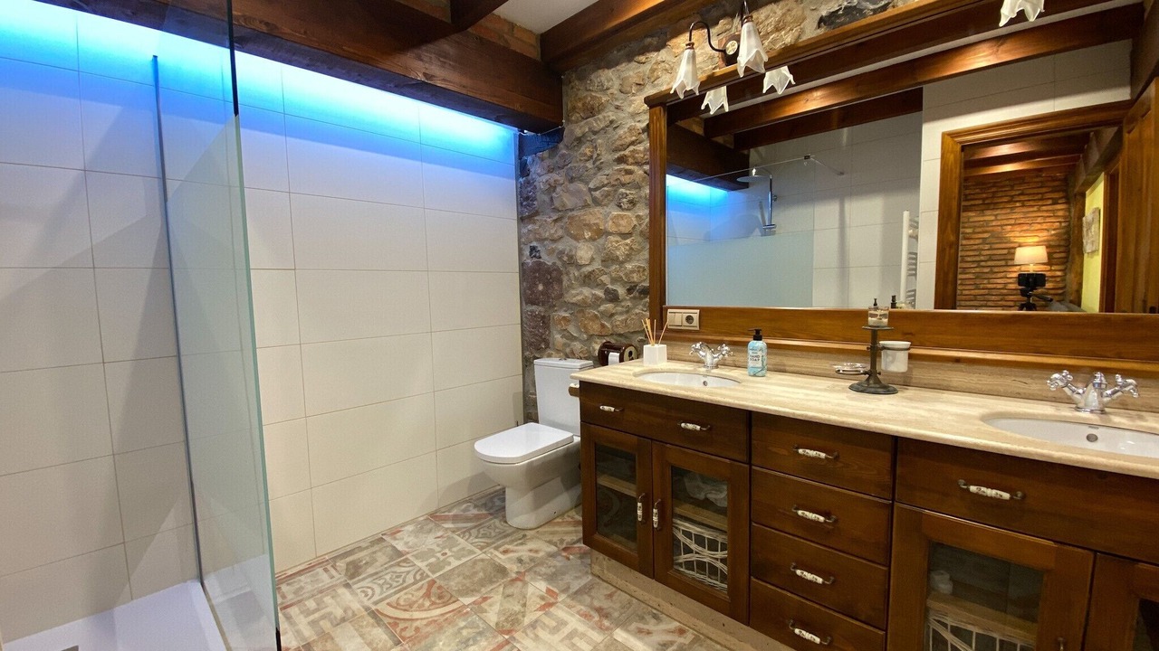 Photo of Bathroom in Escobedo