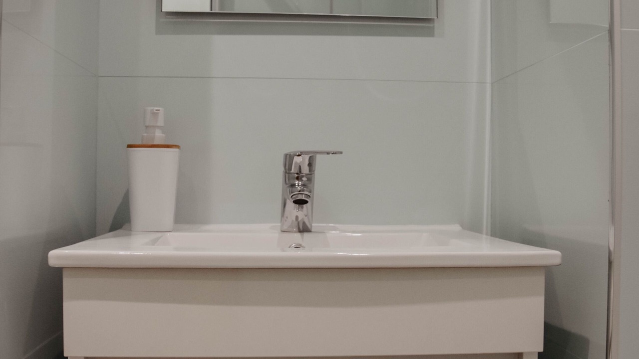 Photo of Bathroom in Coimbra City Centre