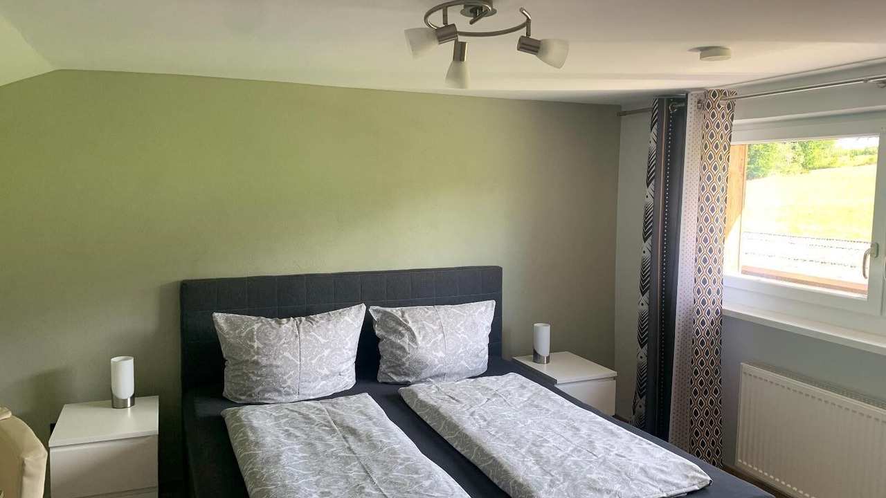 Photo of Bedroom in Regen