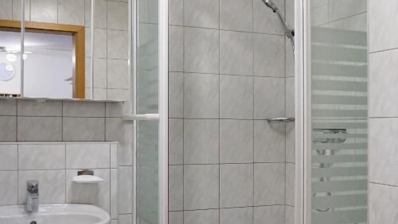 Photo of Bathroom in Wurding