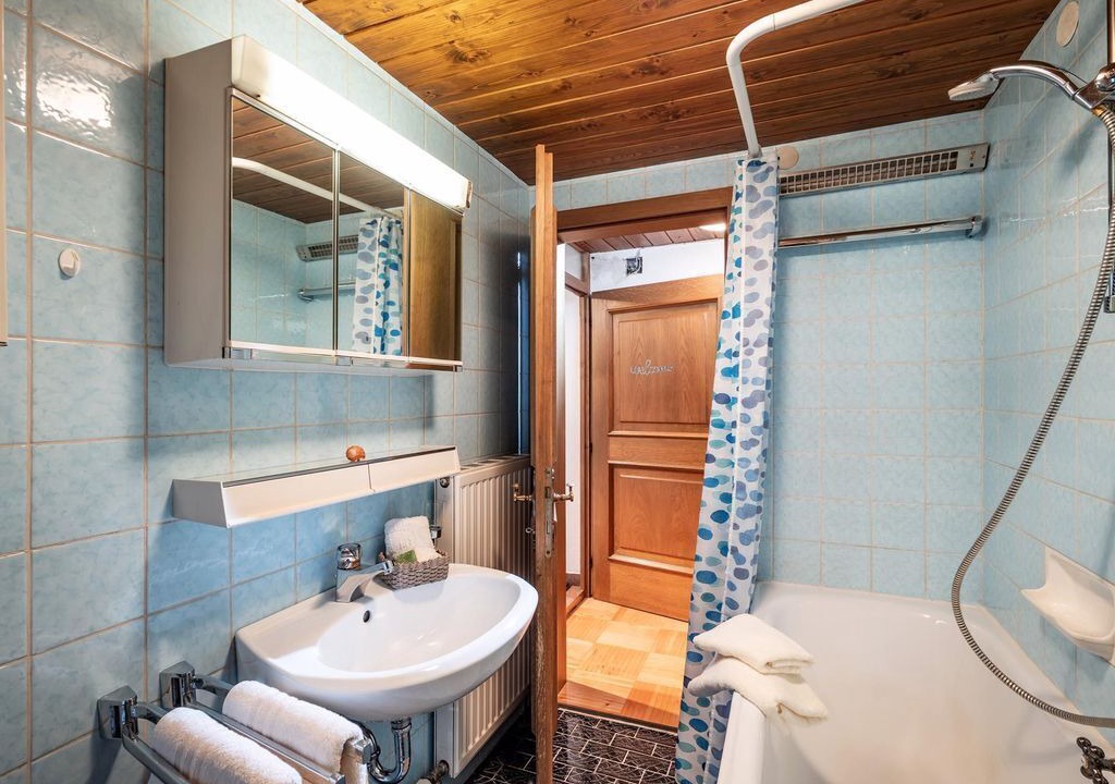 Photo of Bathroom in Itter