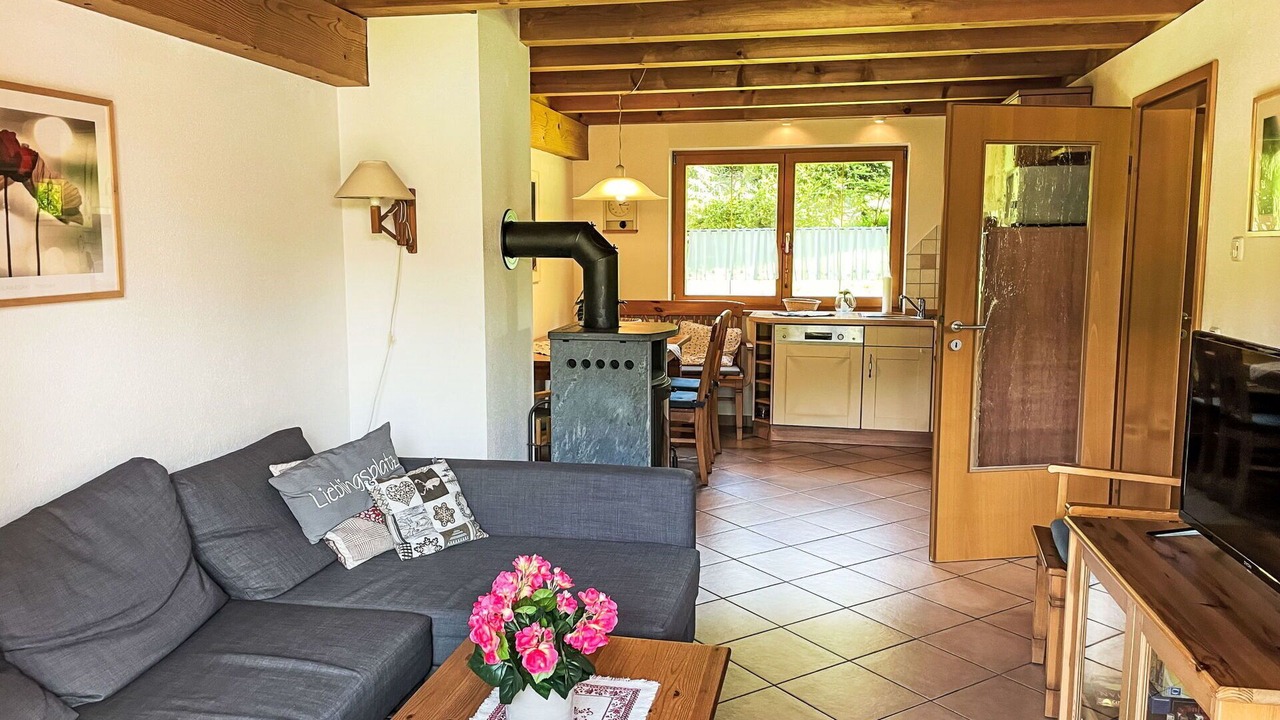 Photo of Bedroom in Maxlrain