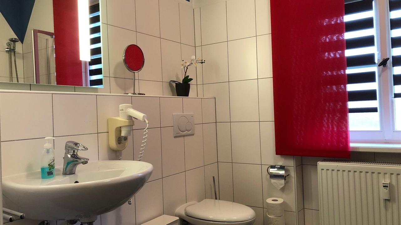 Photo of Bathroom in Muennerstadt