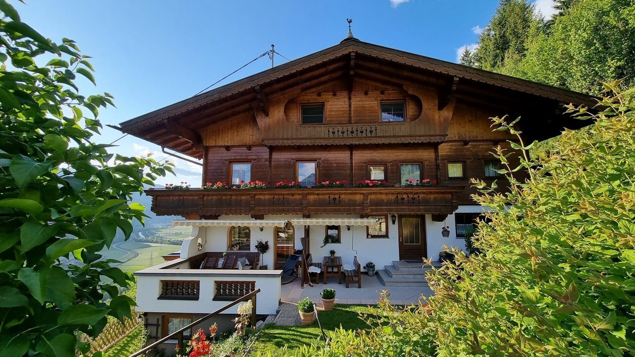 Photo of Others in Distelberg