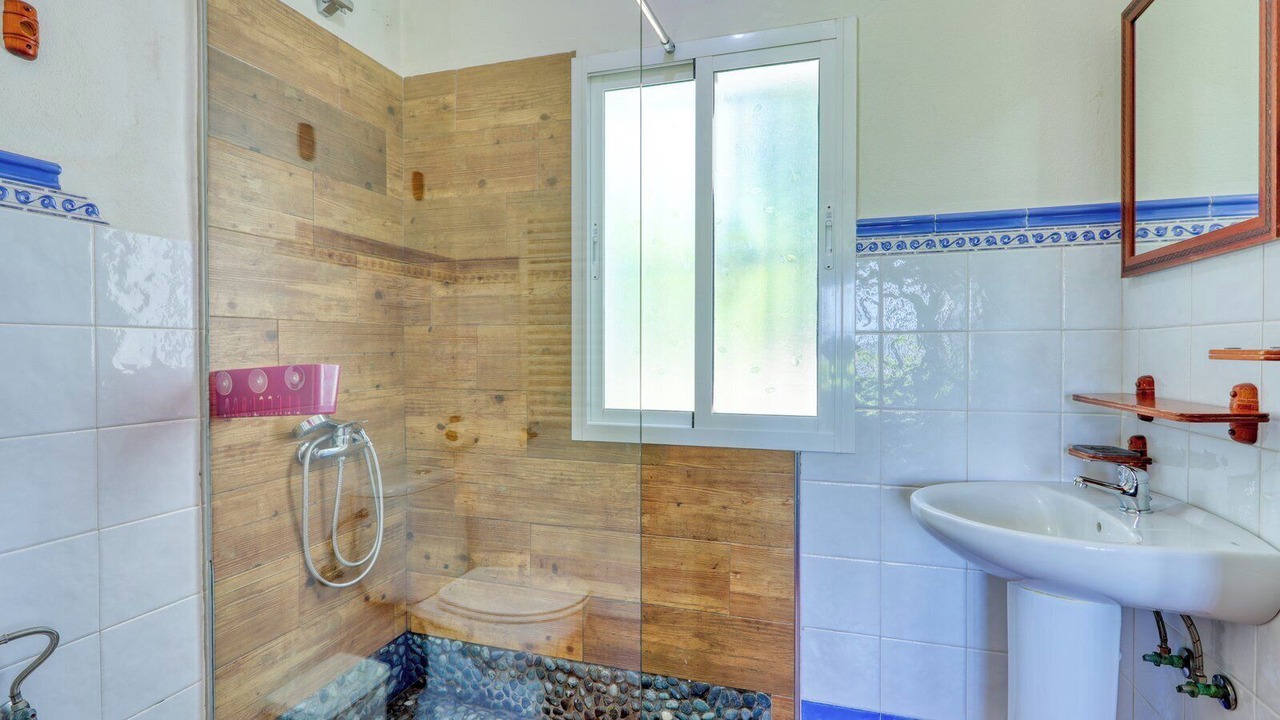 Photo of Bathroom in Montecorto