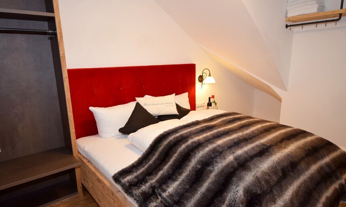 Photo of Bedroom in Emberg