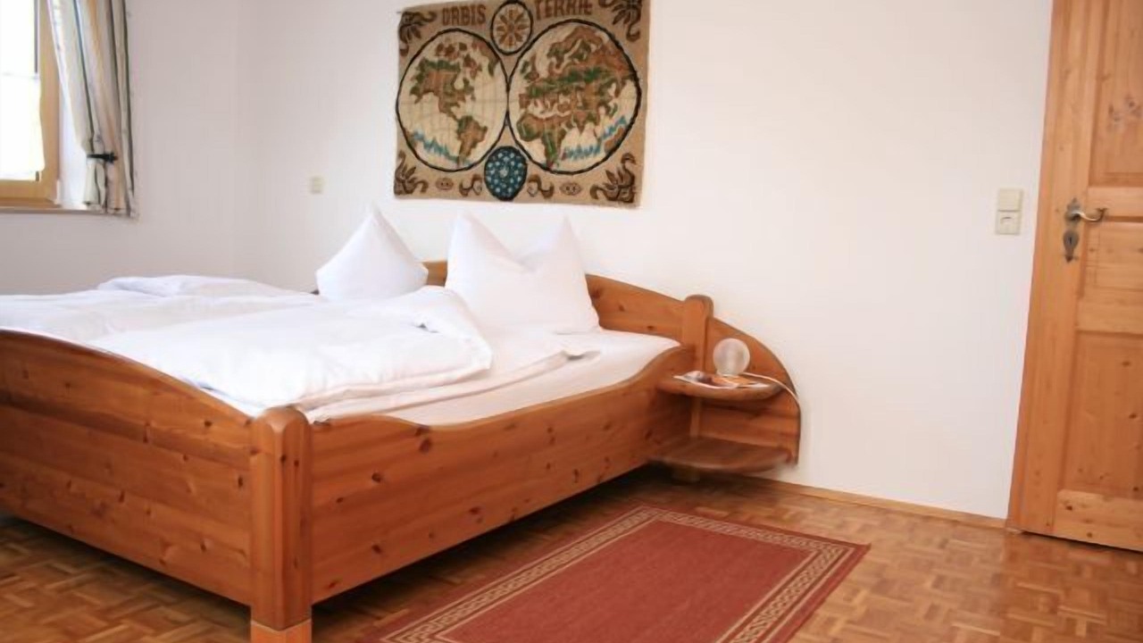 Photo of Bedroom in Stammbach