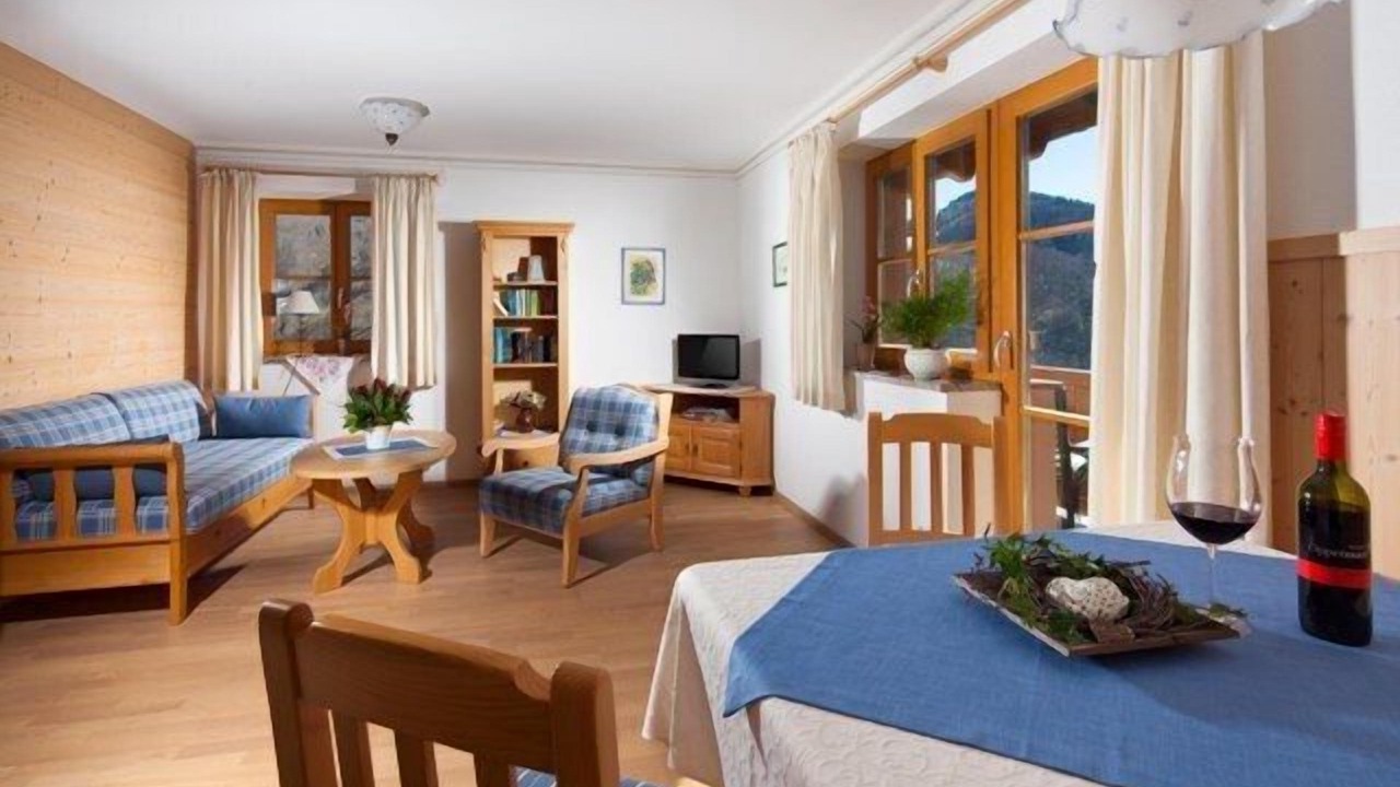 Photo of Livingroom in Schneefelden