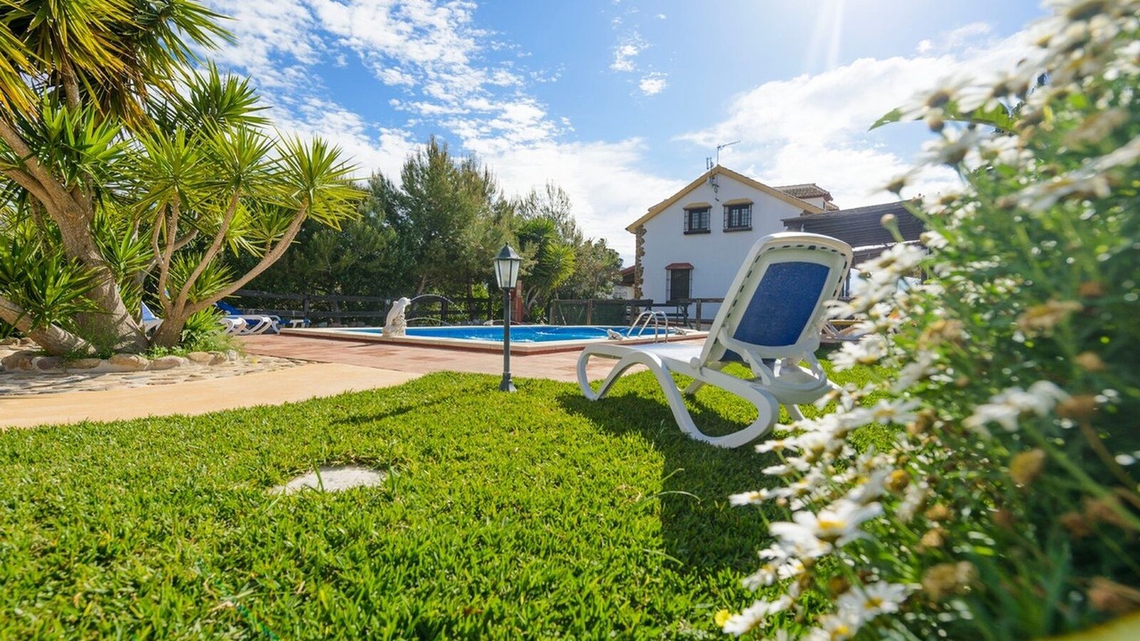 Photo of Outdoor in Almogia