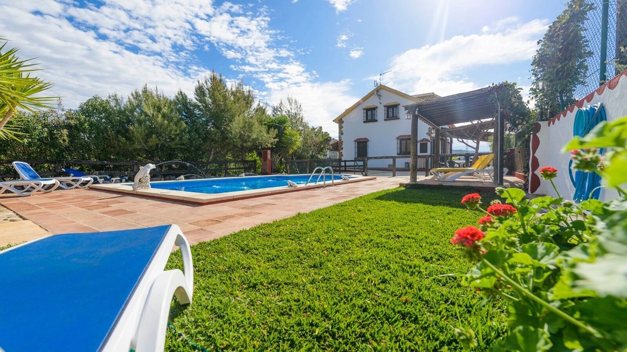 Photo of Outdoor in Almogia