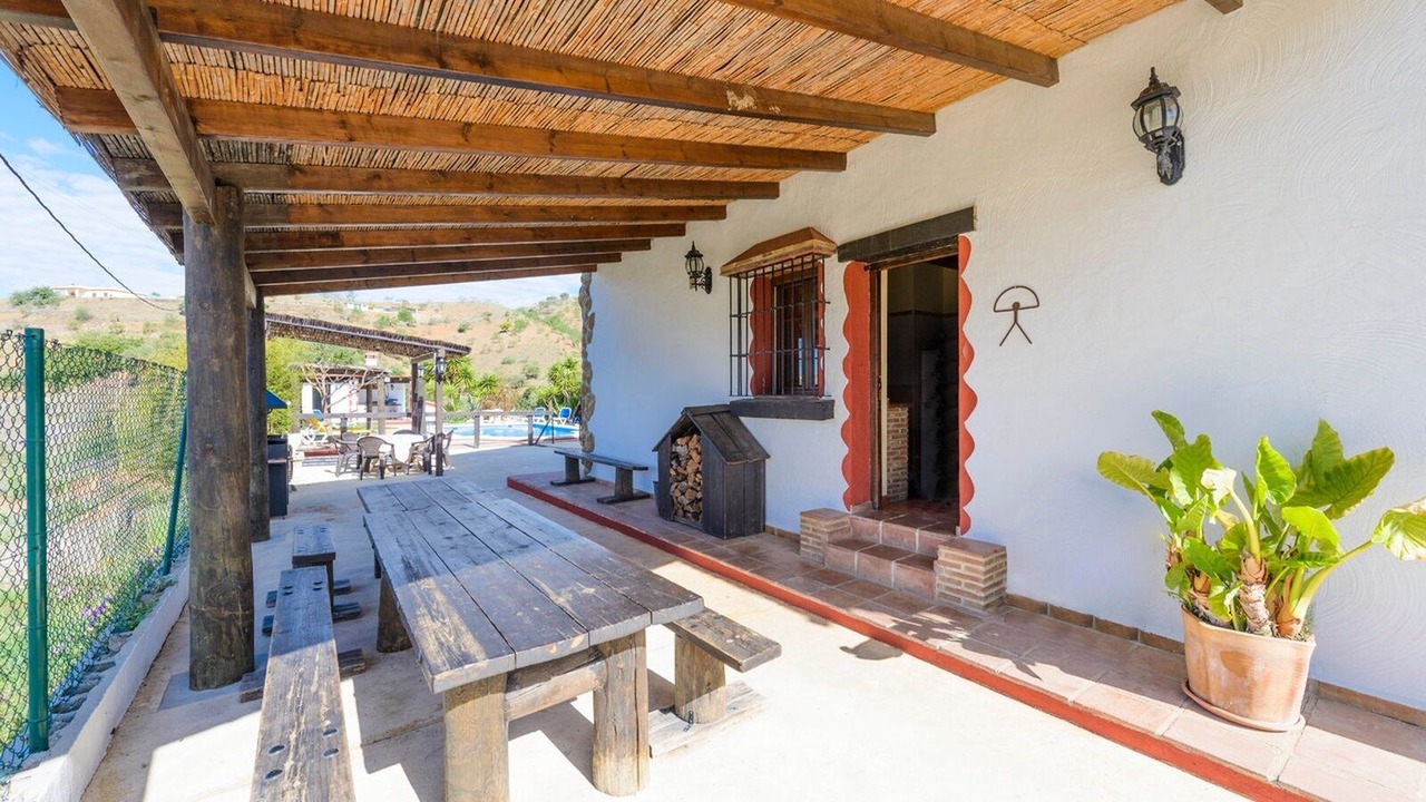 Photo of Outdoor in Almogia