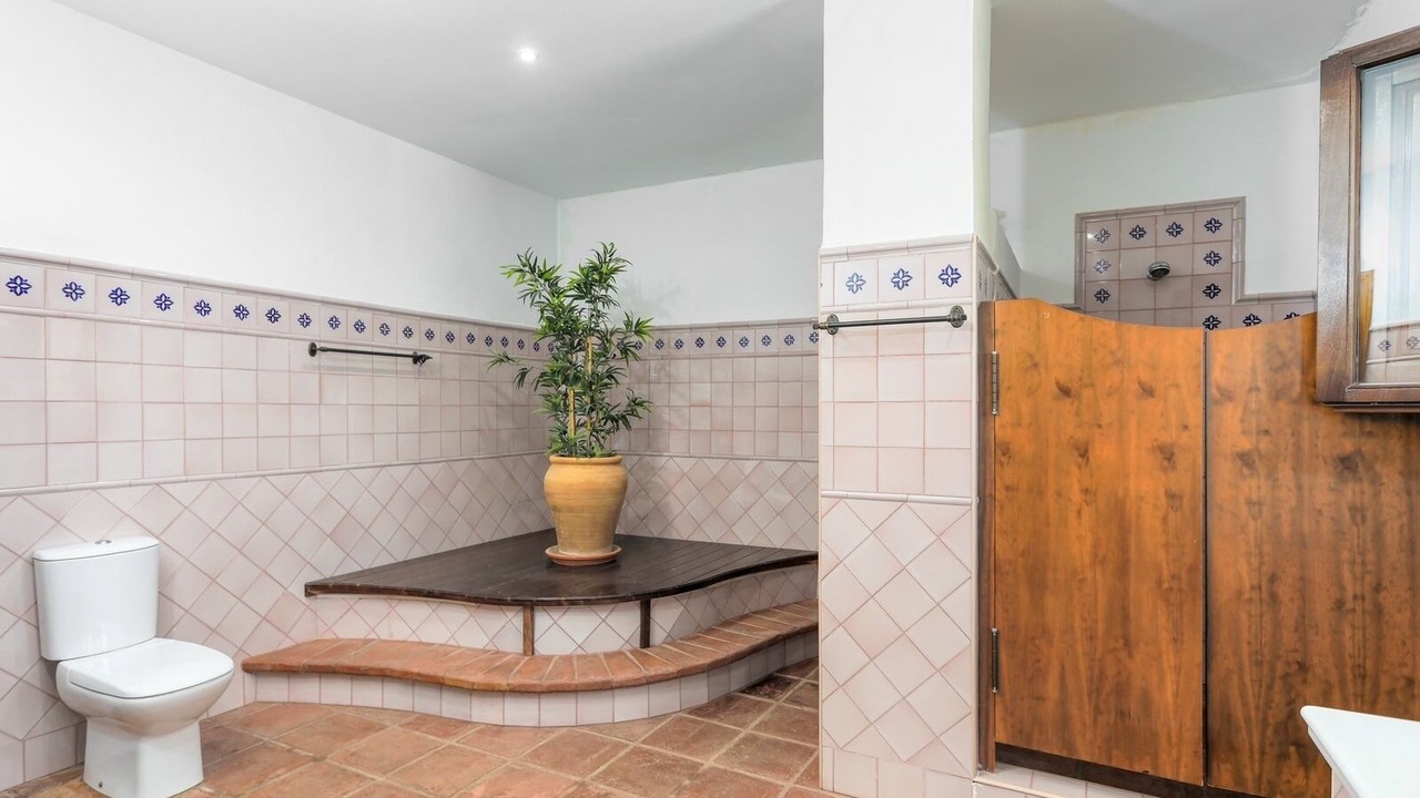 Photo of Bathroom in Alora