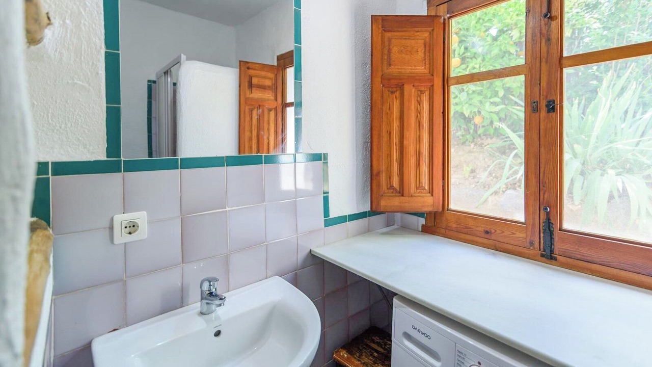 Photo of Bathroom in Orgiva